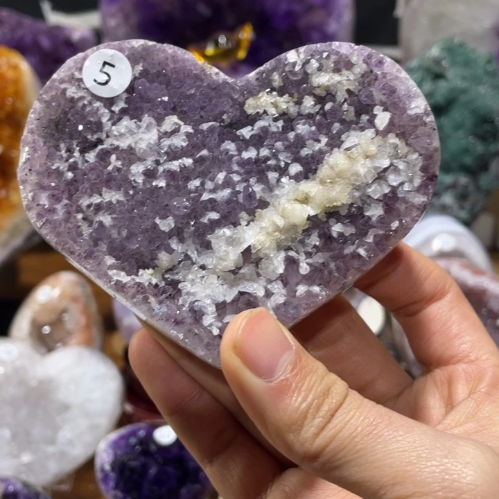 紫晶大型摆件（非配饰）未镶嵌