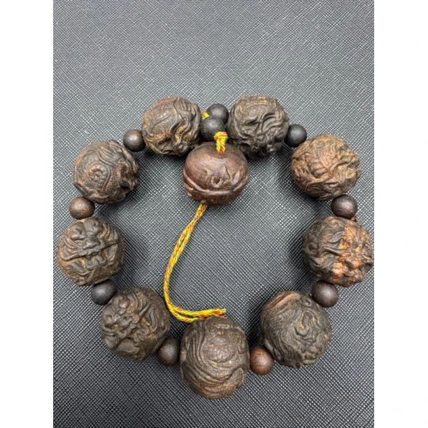 563沉木雕刻手串563沉木雕刻手串
