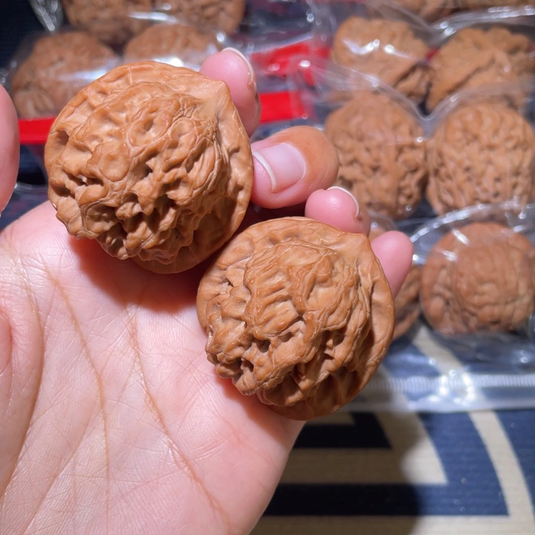 吊坠文玩核桃全品梨木台40