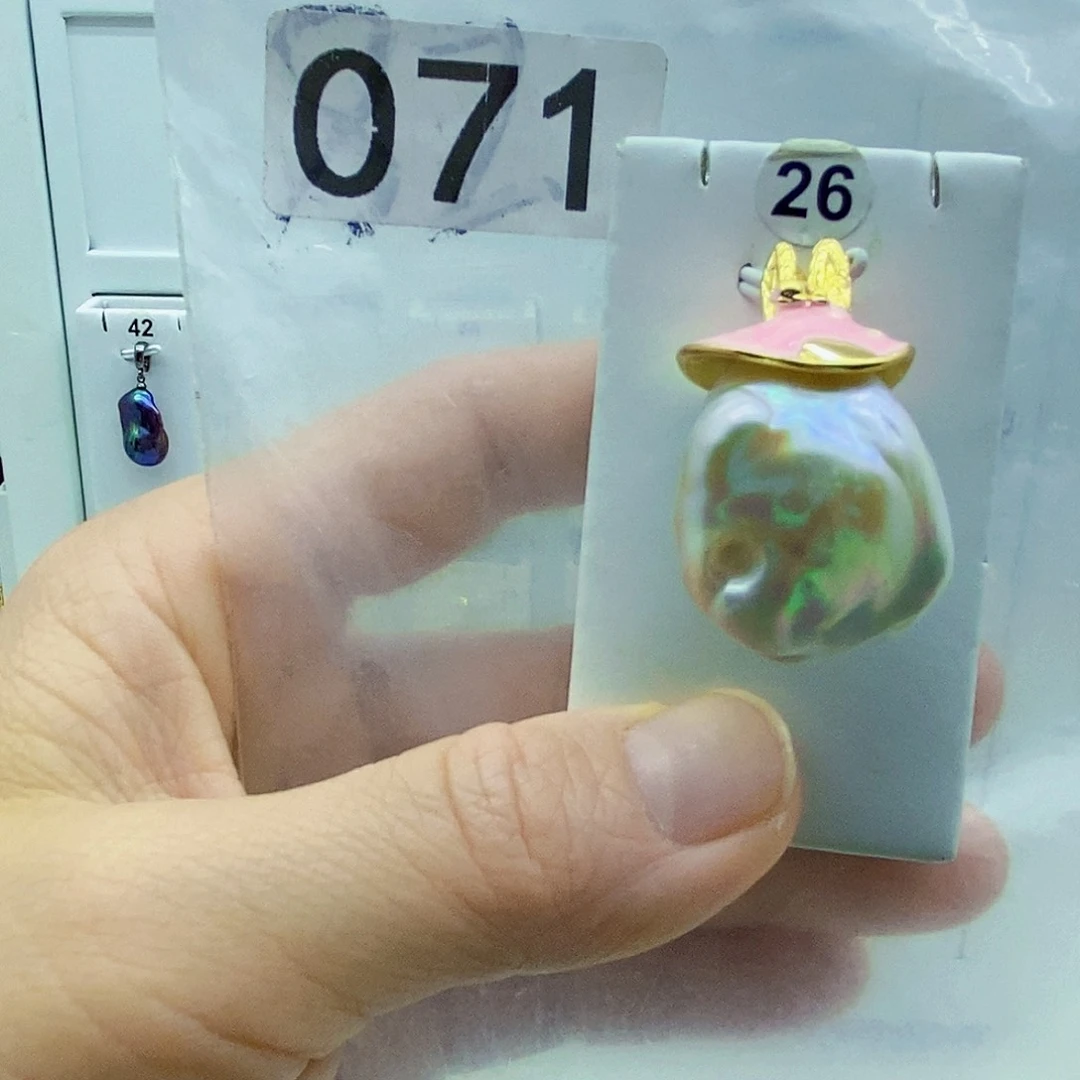 淡水珍珠合金颈饰