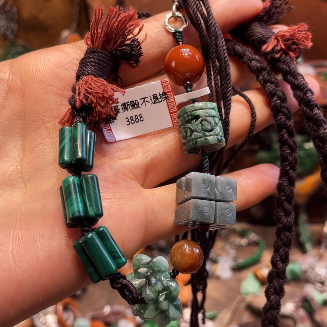 【闪购商品】颈饰未镶嵌翡翠