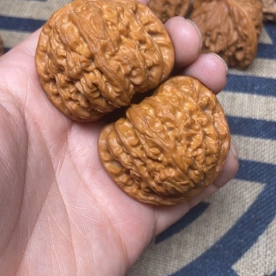 吊坠文玩核桃白狮子