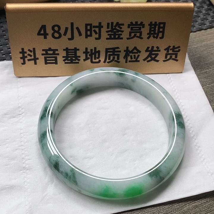 翡翠未镶嵌颈饰60圈