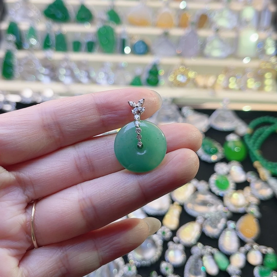 颈饰银S925镶嵌石英质玉