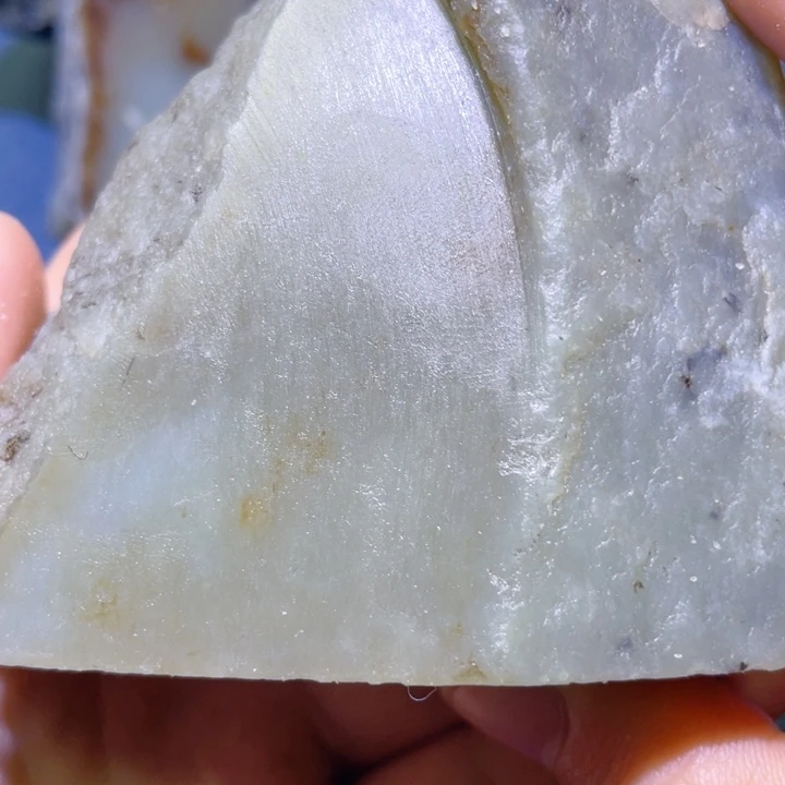 和田玉未镶嵌珠宝半成品