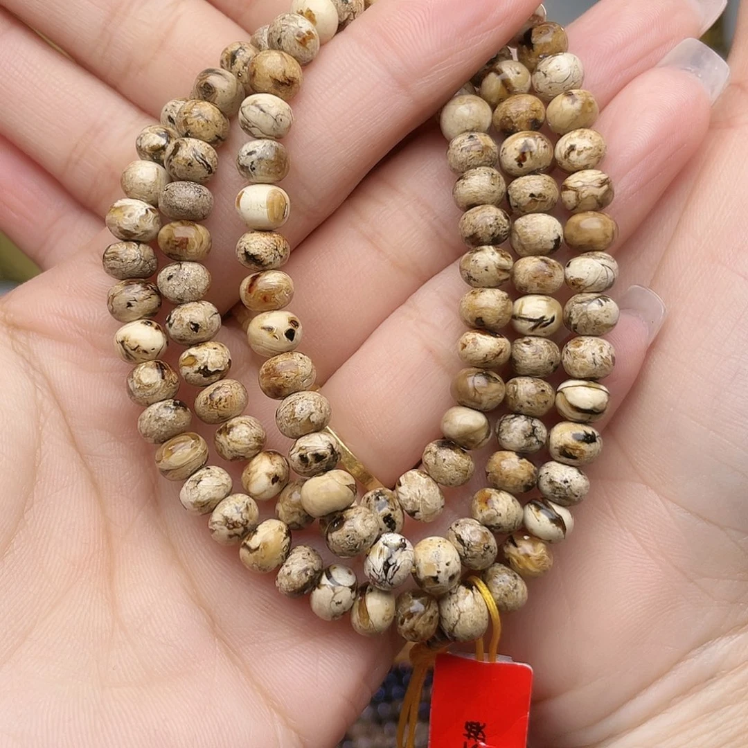 琥珀未镶嵌裸石6+