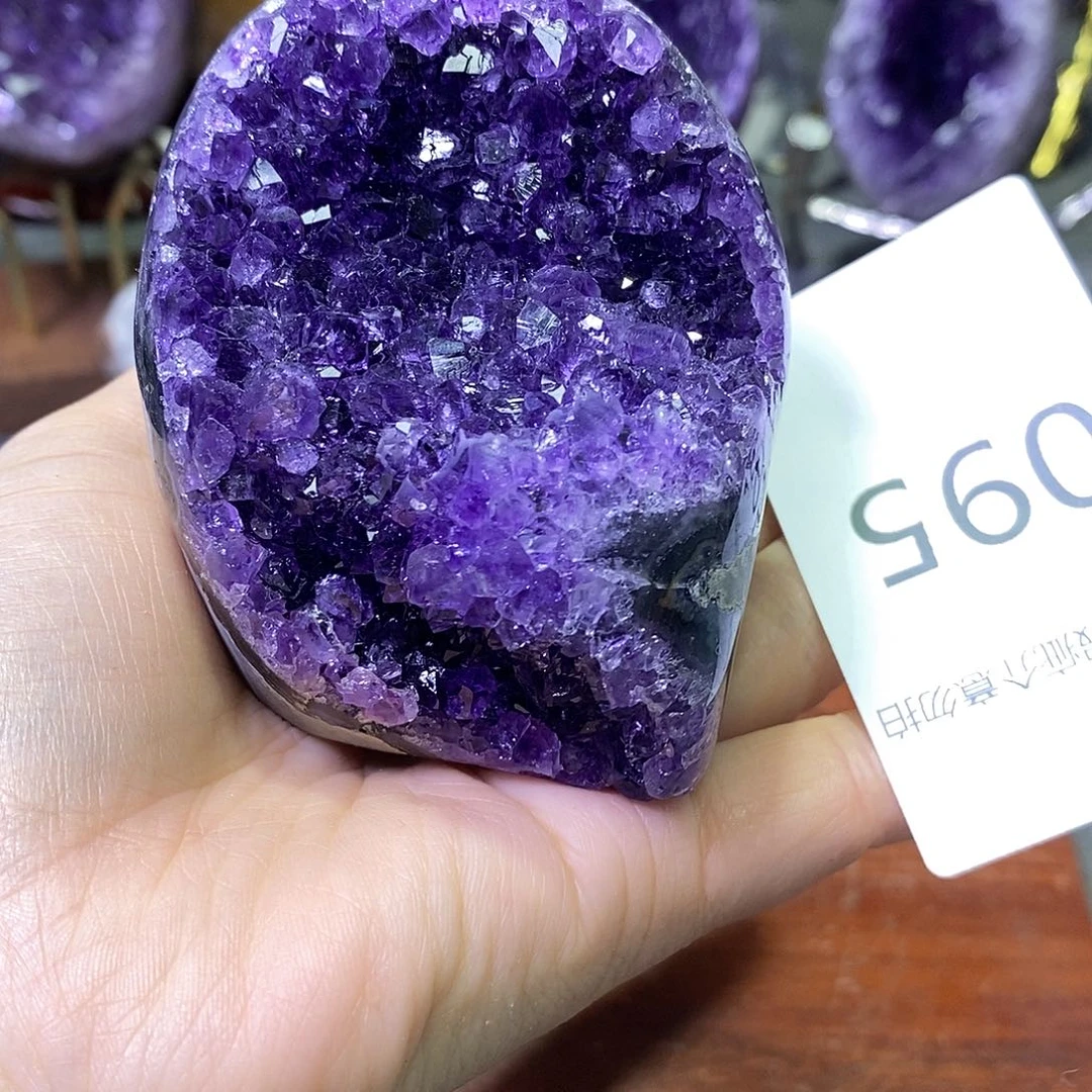 珠宝半成品未镶嵌紫晶