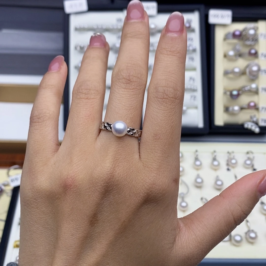 925银锆石6.7mm小香风戒指