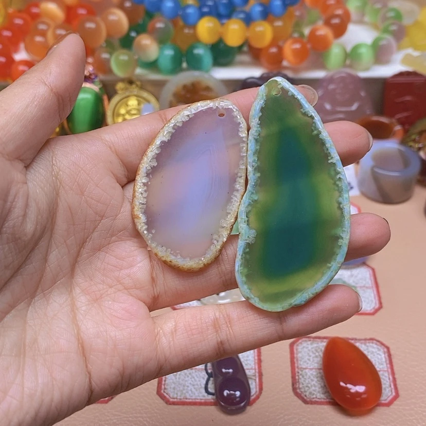 【闪购商品】玛瑙/玉髓颈饰未镶嵌￥****猫