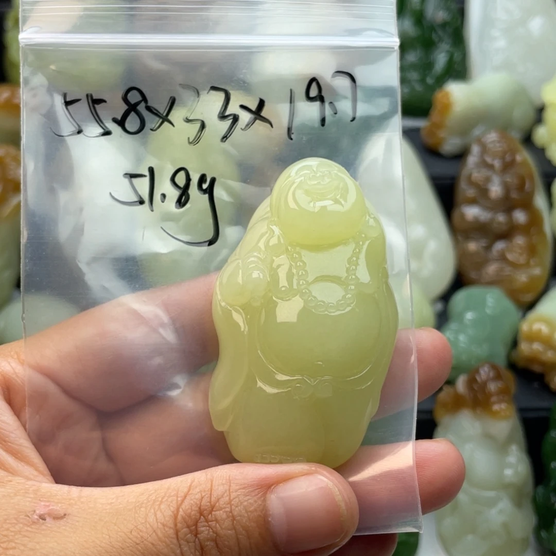 金***土和田玉未镶嵌颈饰