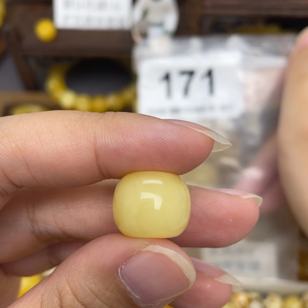 未镶嵌蜜蜡珠宝奇石16