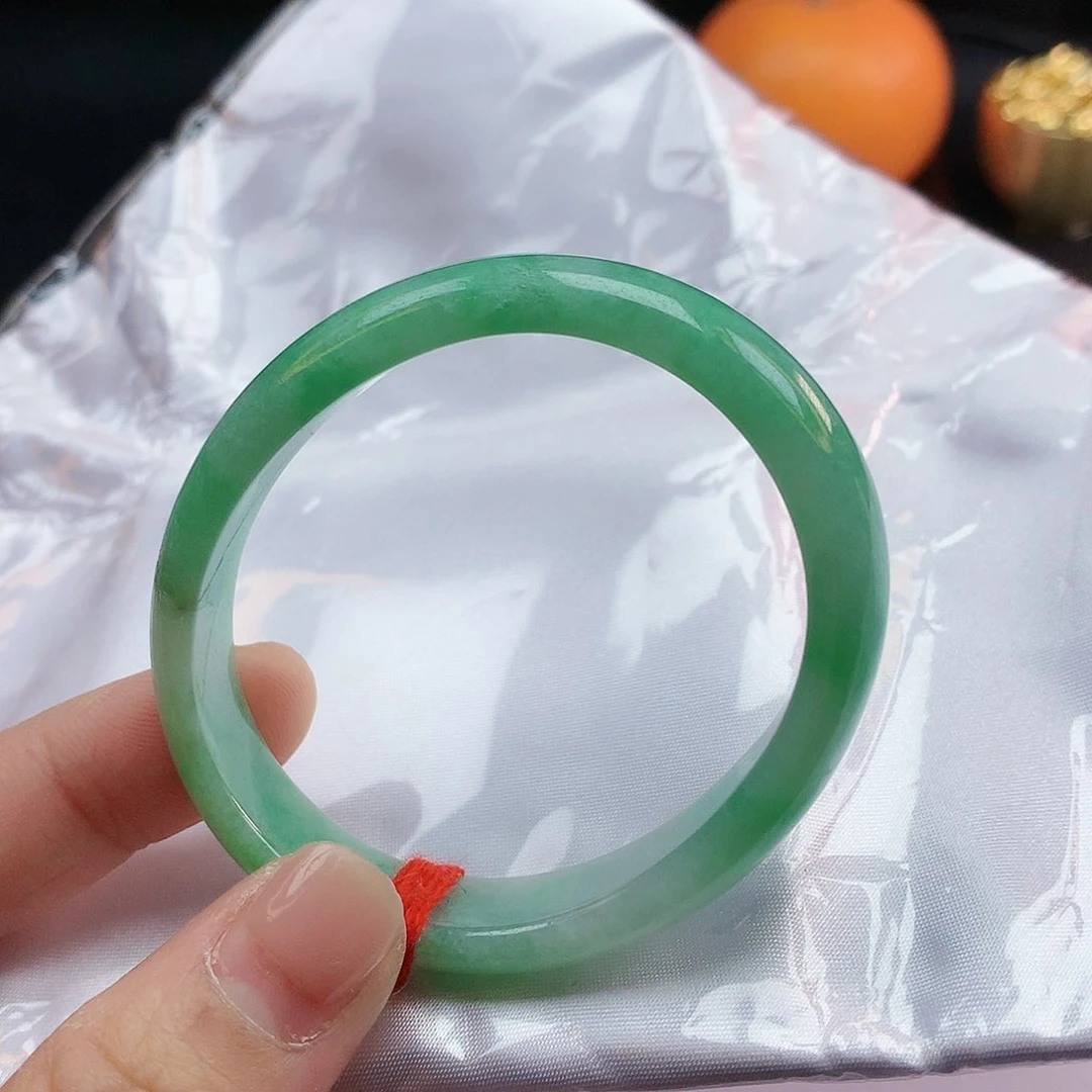 翡翠手镯未镶嵌53圈贵妃2361