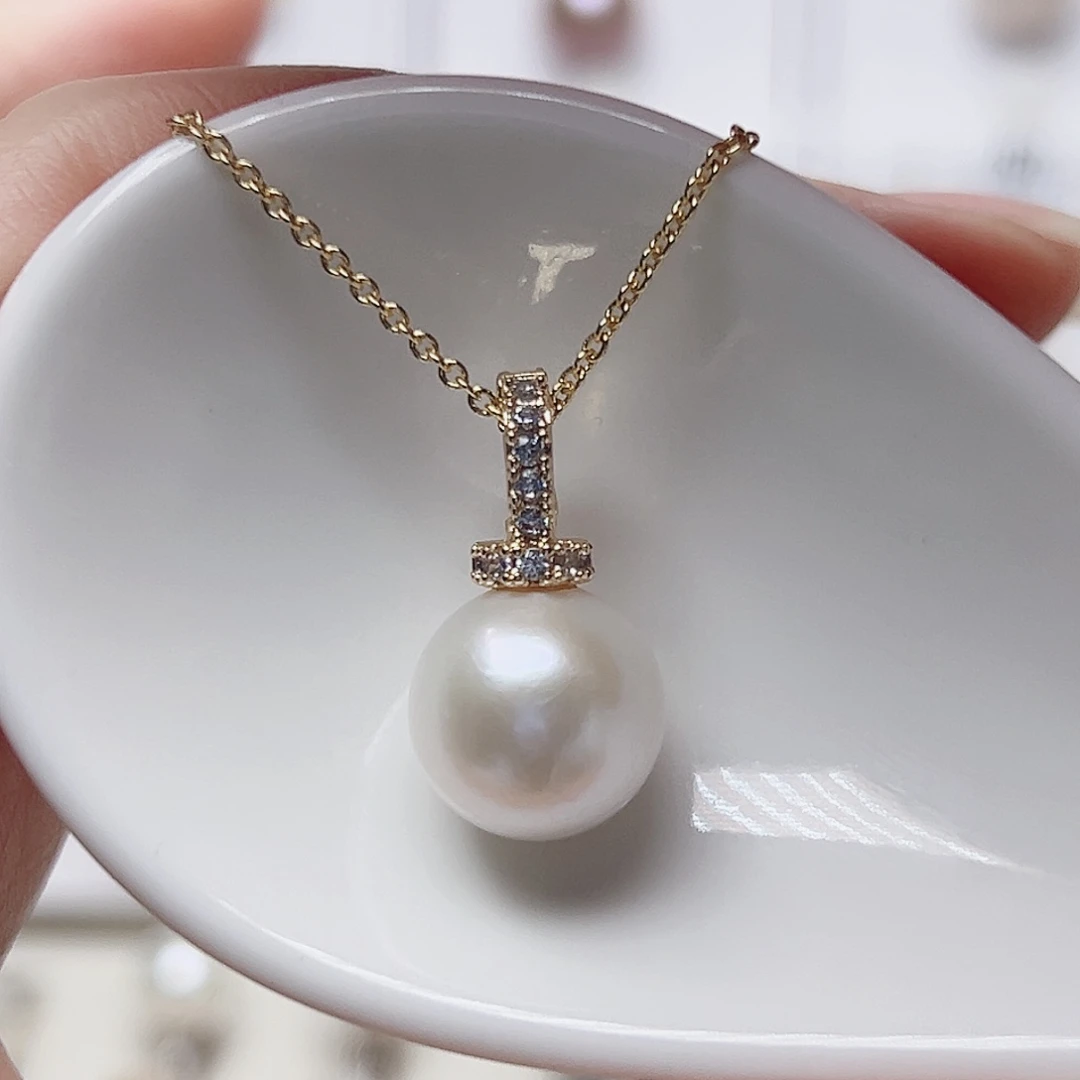 淡水珍珠吊坠(赠链)未镶嵌