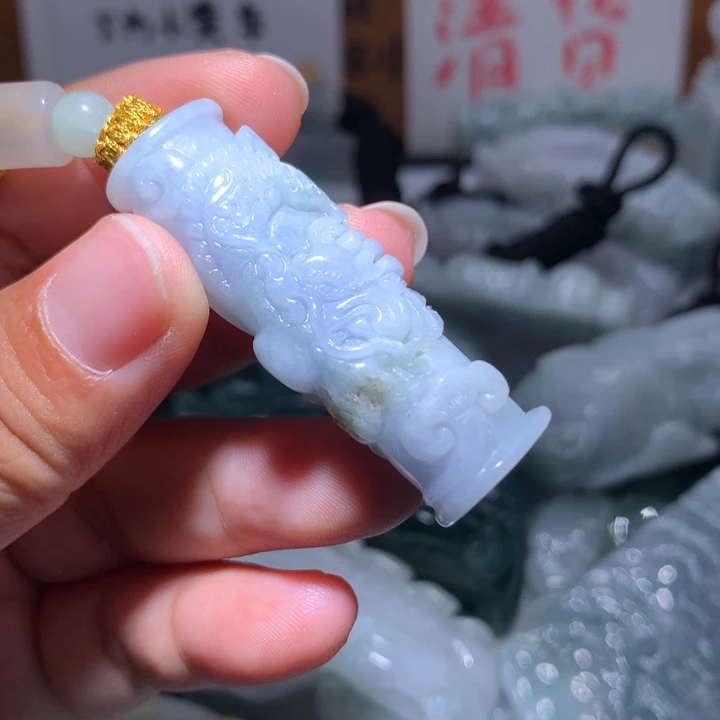 翡翠未镶嵌颈饰保真天然A货翡翠