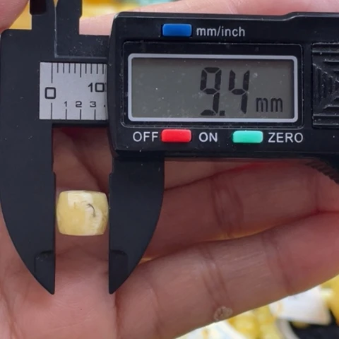 【闪购商品】裸石蜜蜡未镶嵌32杂