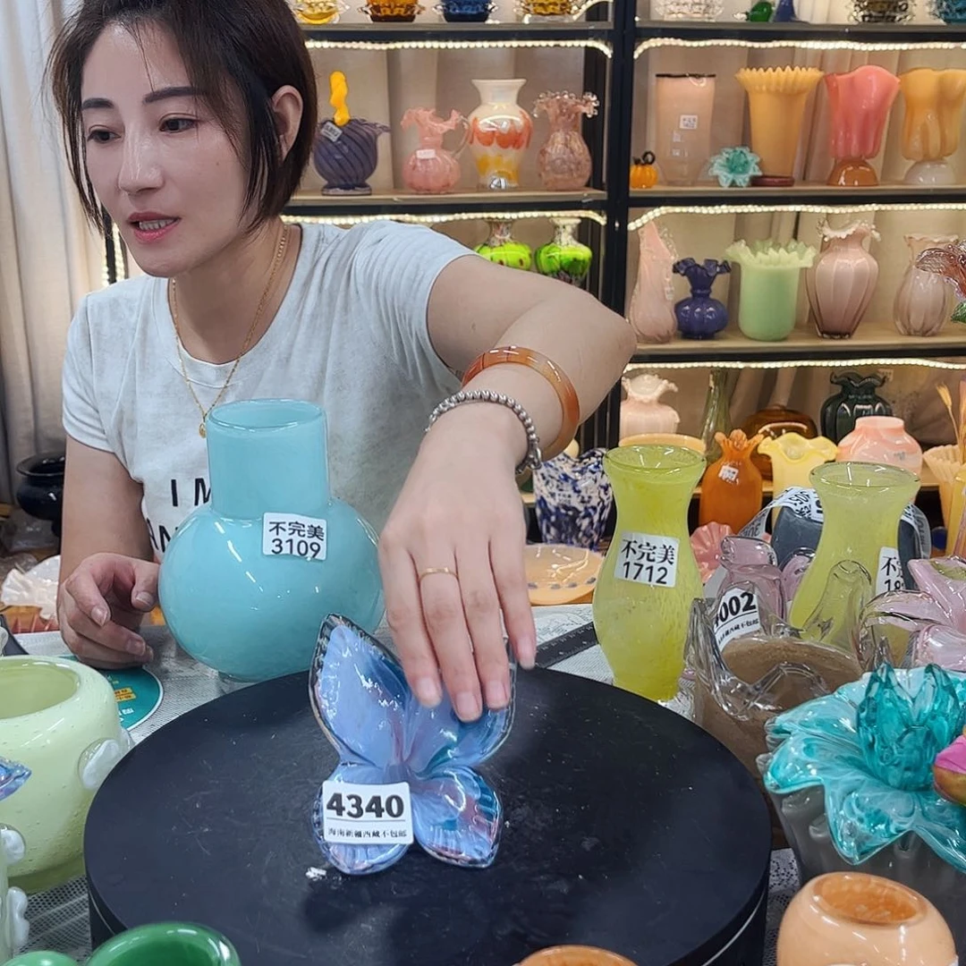 琉璃花瓶摆件不完美