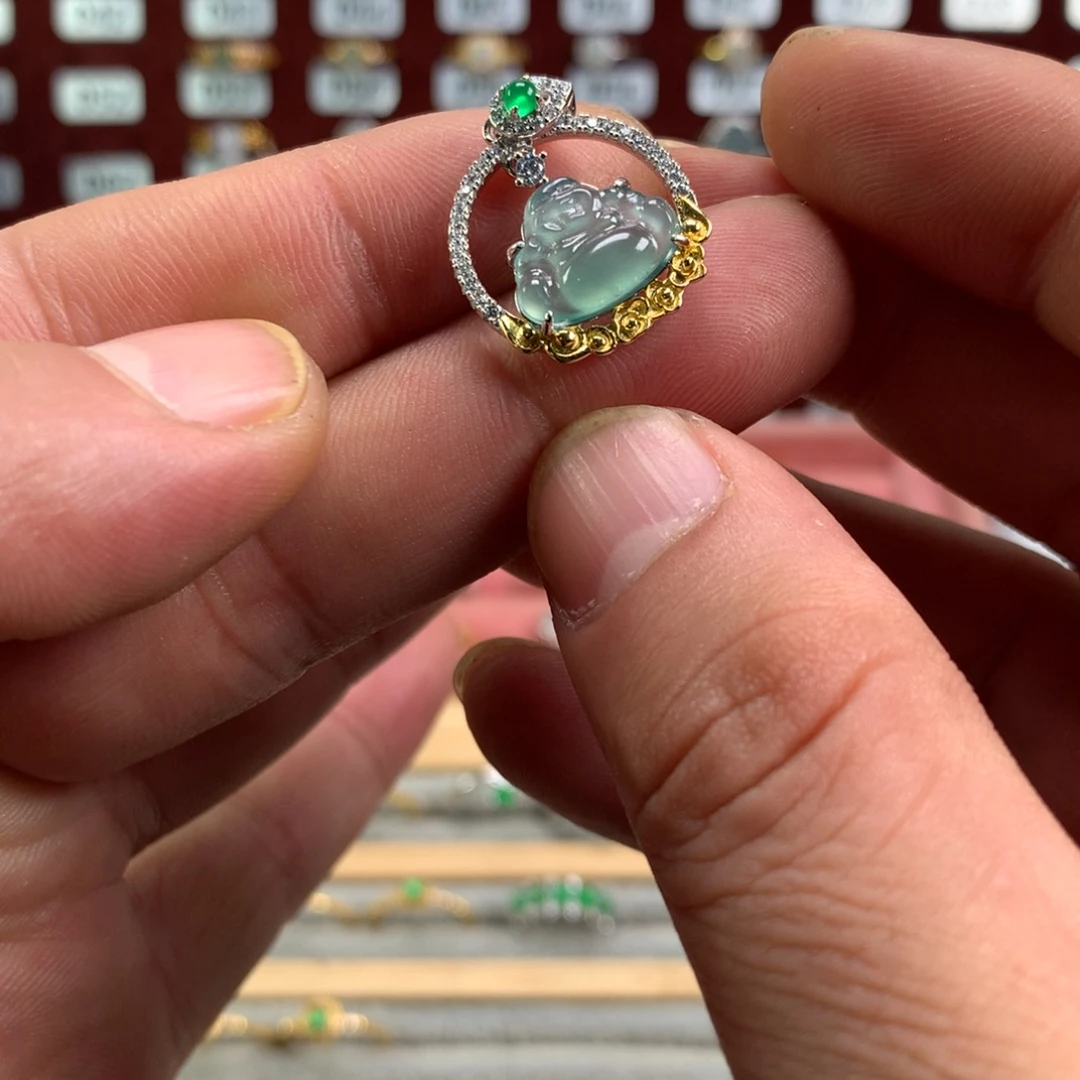 怦***咔翡翠未镶嵌戒指570