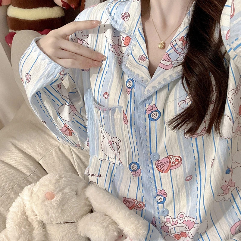 天空蓝少萝喵2025年新款睡衣女春秋季泡泡棉可爱带胸垫长袖家居服