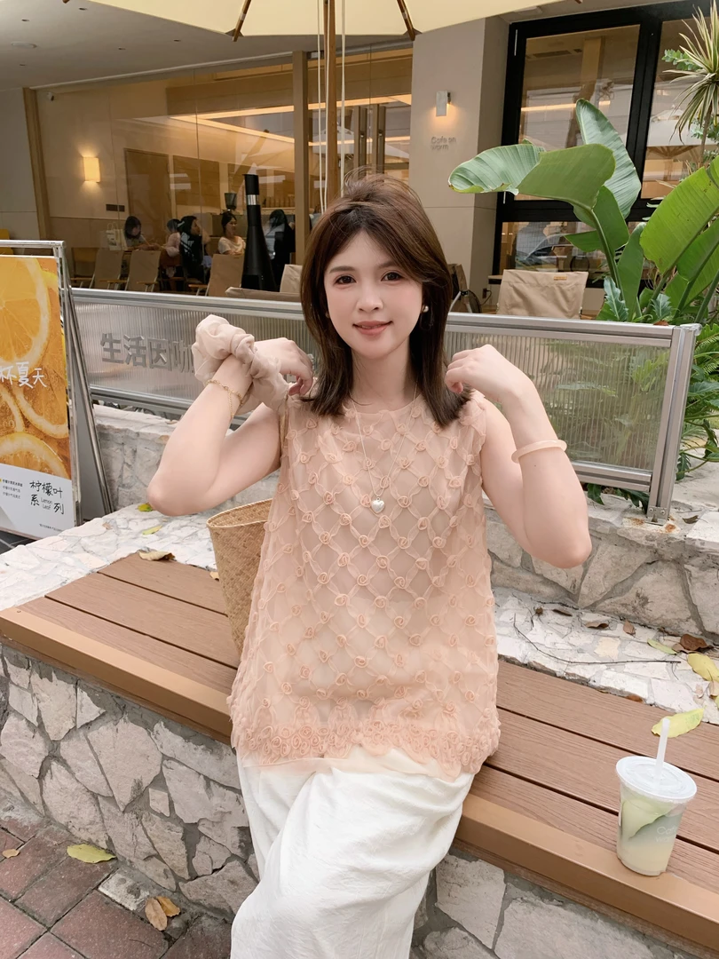 漫姐的店【粉雾花语】立体花朵粉色无袖衬衫女设计感气质小衫上衣
