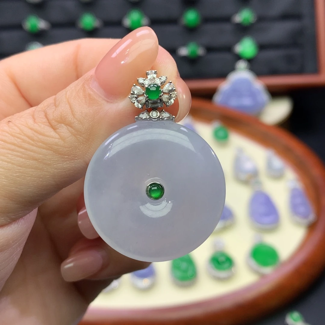 吊坠(不含链)18K金镶嵌翡翠