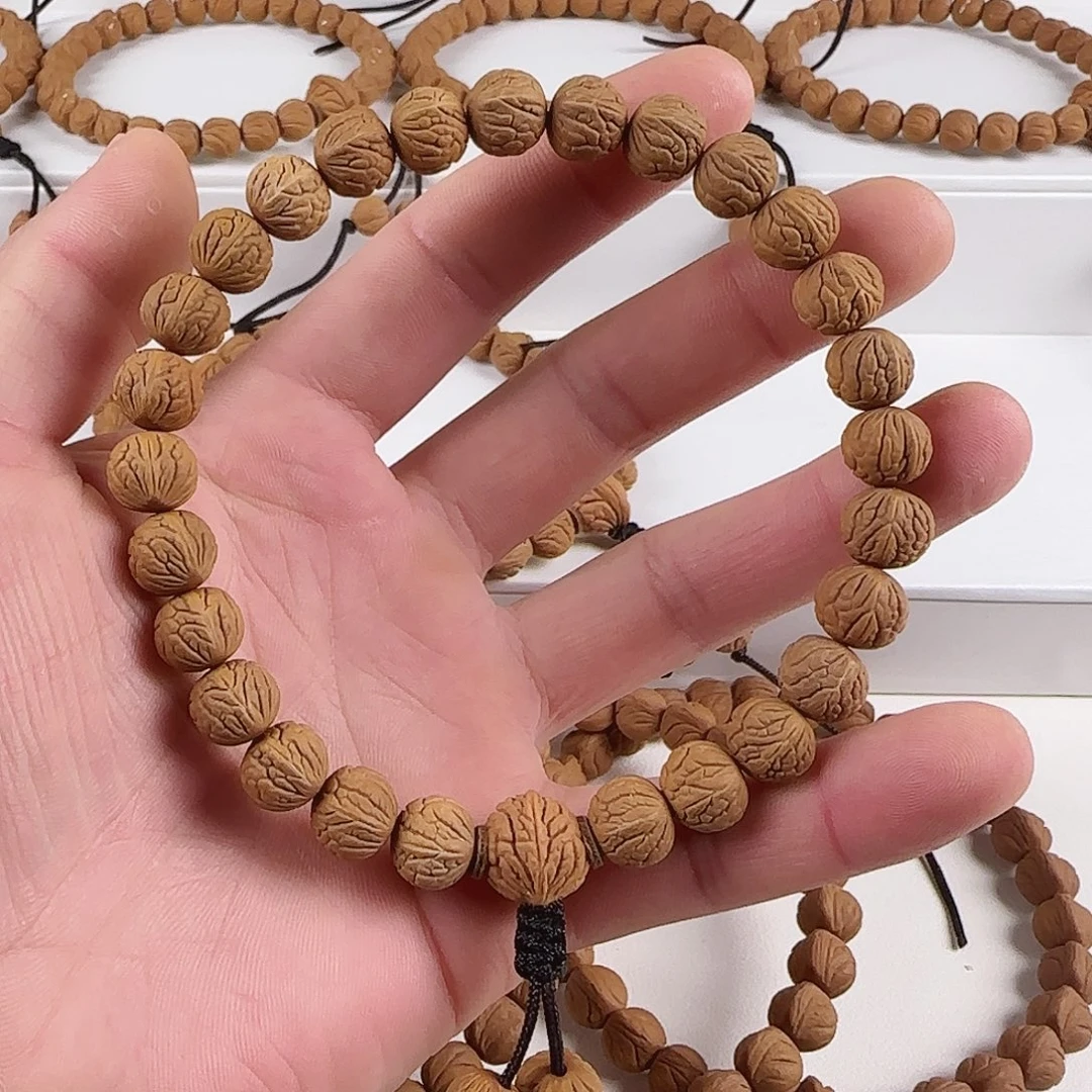 吊坠桃核龙纹荔枝纹精品