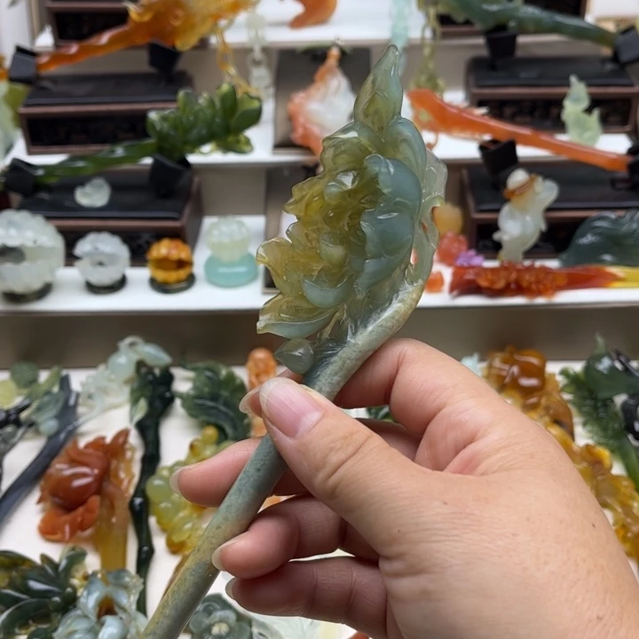 蛇纹石玉未镶嵌岫玉发簪