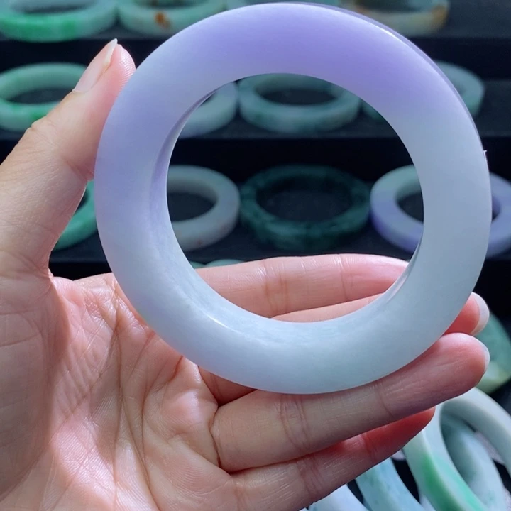 定制翡翠手镯未镶嵌春**春