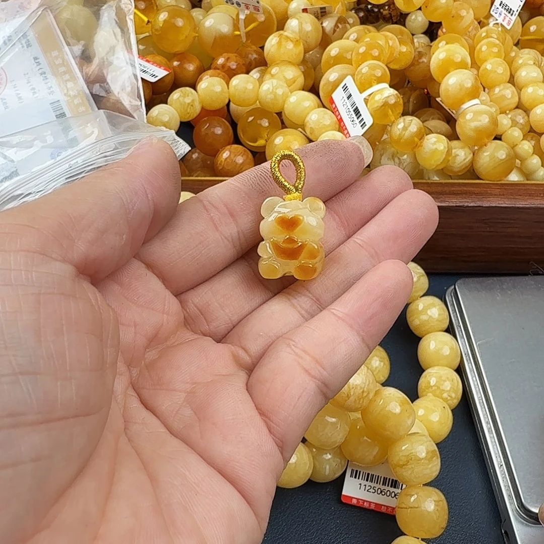 琥珀未镶嵌珠宝奇石