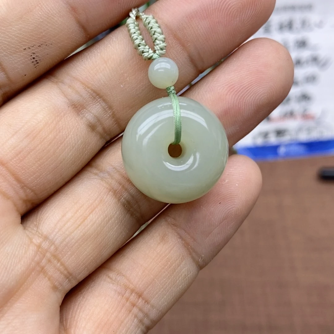 吊坠(不含链)未镶嵌和田玉萍*