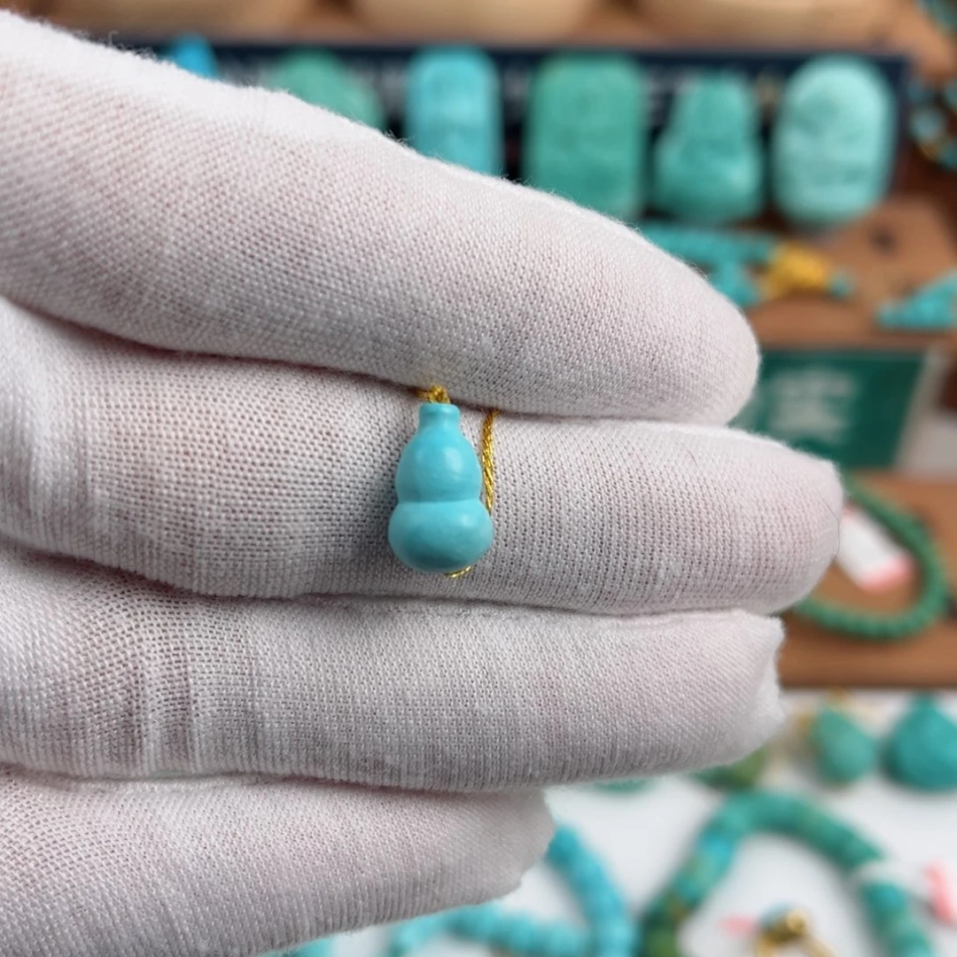 未镶嵌绿松石雕刻件