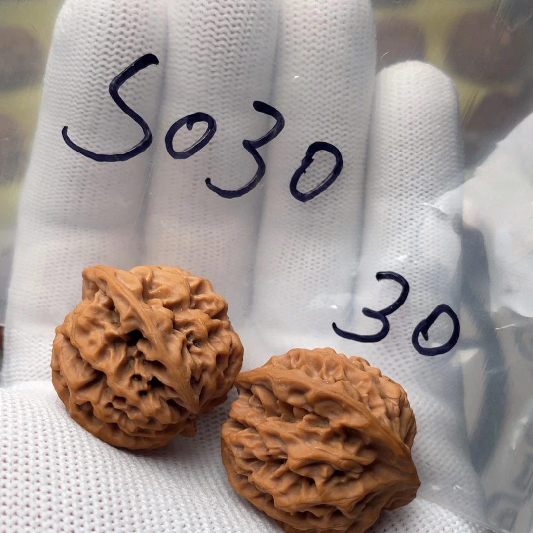 把件文玩核桃秦闷全品30