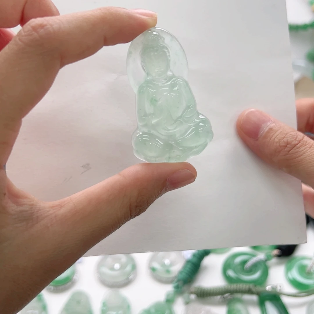 石英质玉未镶嵌吊坠(不含链)素衣观音