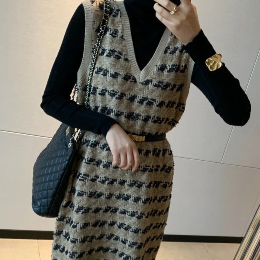 漫颜刘羊毛背心裙2022秋冬新品无袖中长款宽松时尚气质长裙