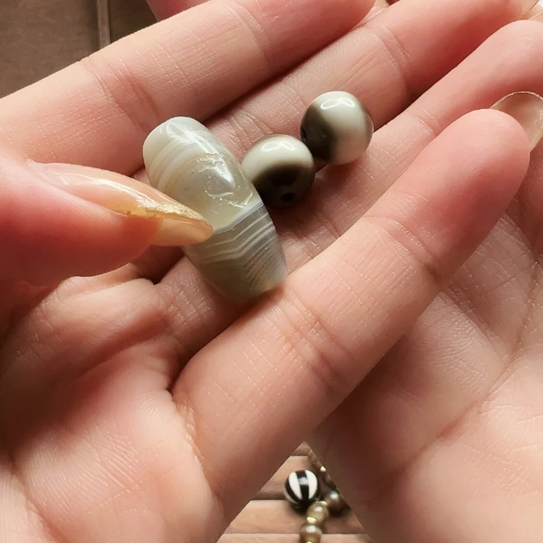 网***好玛瑙/玉髓未镶嵌颈饰