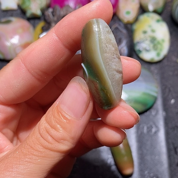 聚***斋玛瑙/玉髓颈饰合金