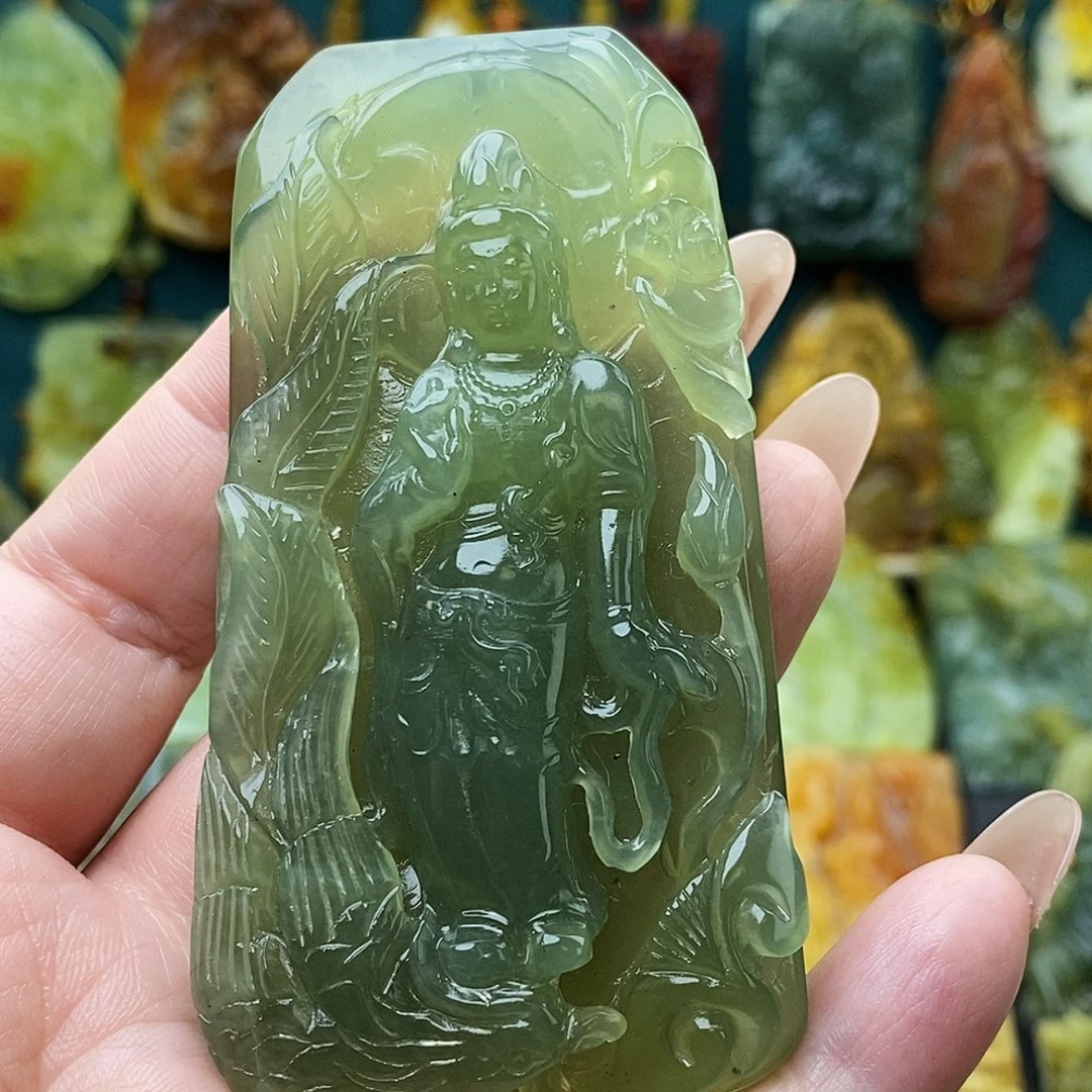 蛇纹石玉未镶嵌颈饰福利观音