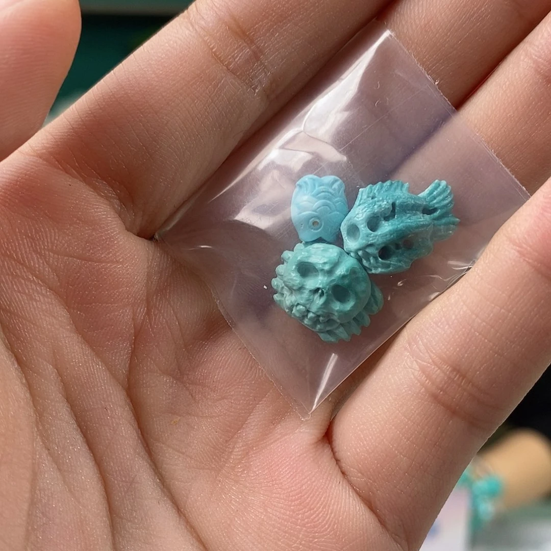 绿松石未镶嵌珠宝奇石