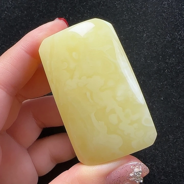 蜜蜡珠宝奇石未镶嵌