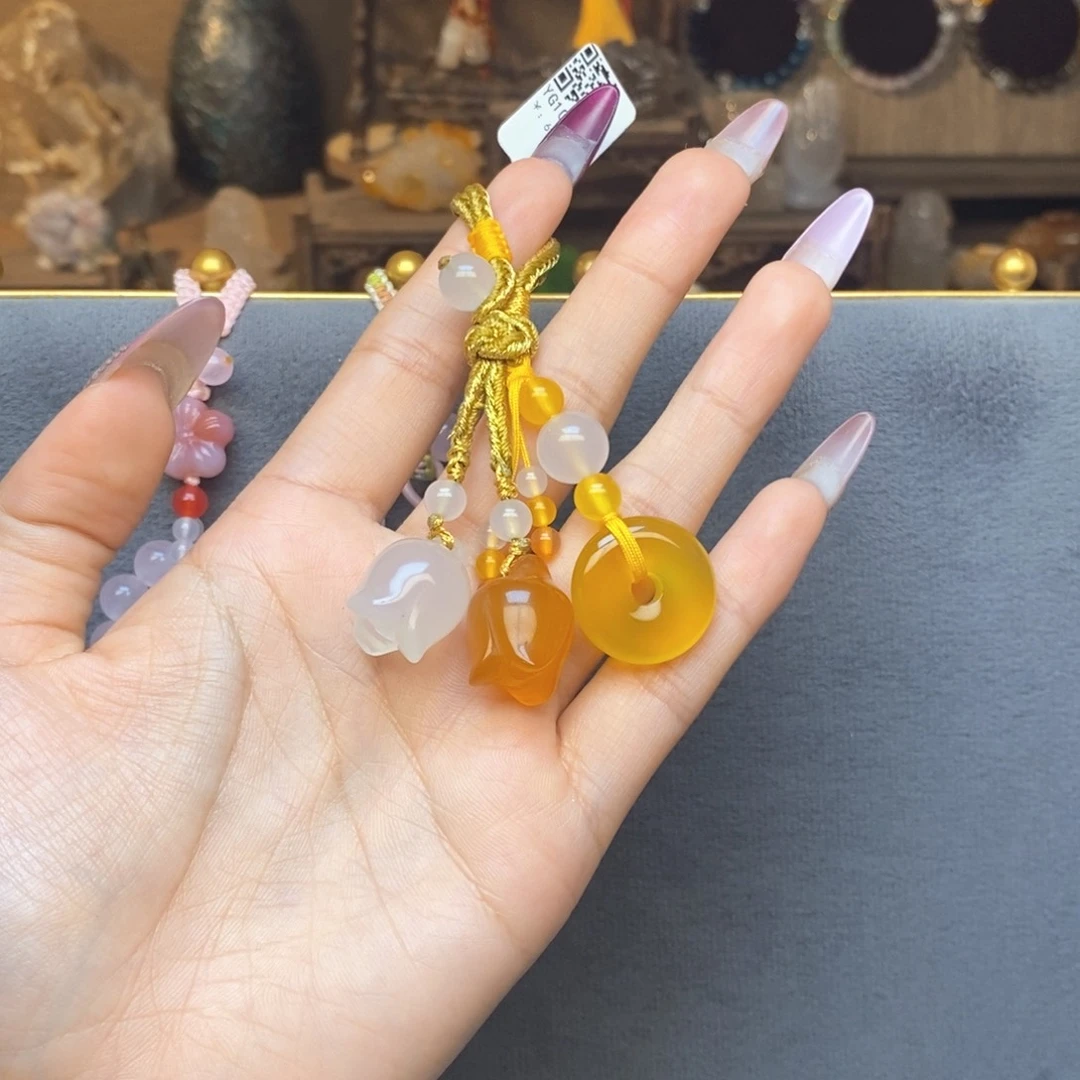 未镶嵌车挂玛瑙/玉髓挂件