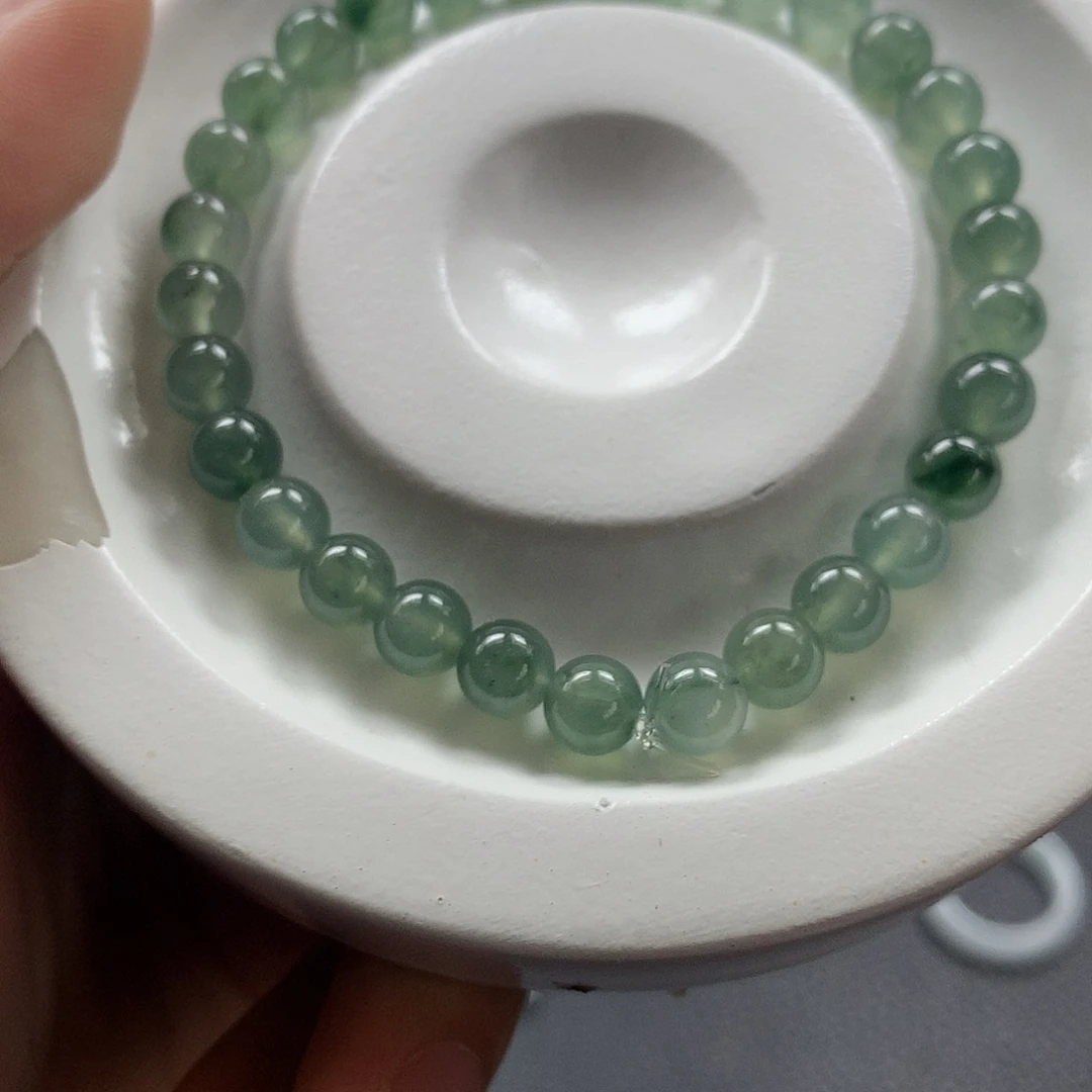 翡翠未镶嵌颈饰手串