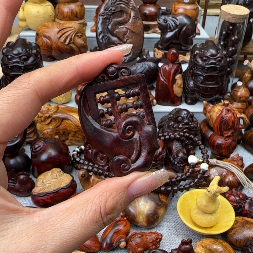 零***露木小叶紫檀雕刻算盘把件