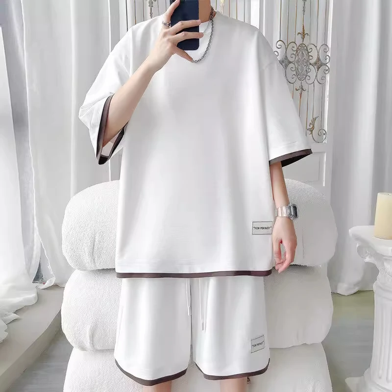 高级感冰丝薄款男士夏季套装潮牌休闲运动短袖t恤短裤穿搭一整套