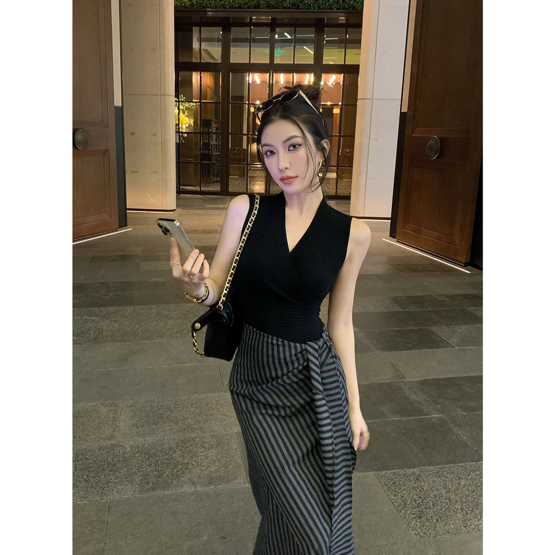 JIJINQI时尚显瘦无袖挂脖v领衫夏季通勤针织背心上衣JD04SMPT1213