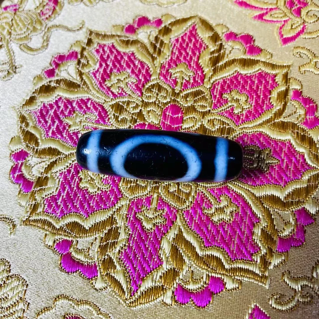 【柒玖造物】九十年代随师入藏 藏区收藏老珠子 黑白天地 传承有序