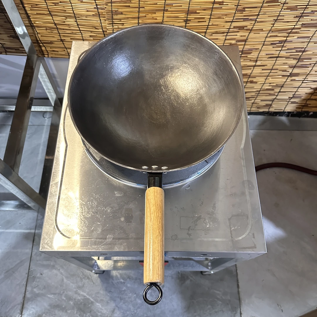 原生态生铁铁锅炒菜无涂层物理不粘锅【免费开锅】