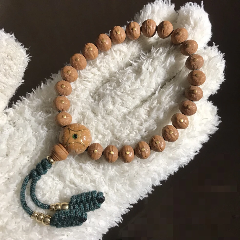 精品实心飞碟1.05cm小凤眼菩提2.0金钉 sss级品质