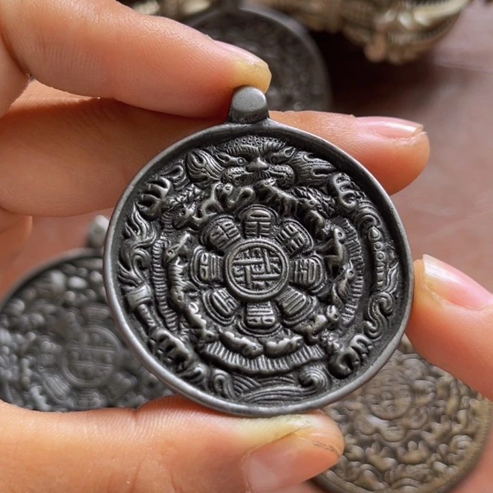 颈饰琉璃@**?喜欢的朋友