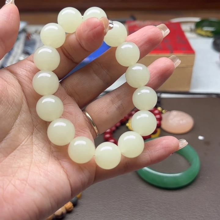 手链未镶嵌和田玉