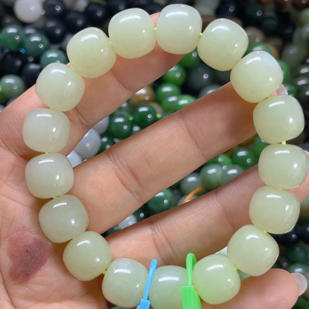 手串未镶嵌和田玉