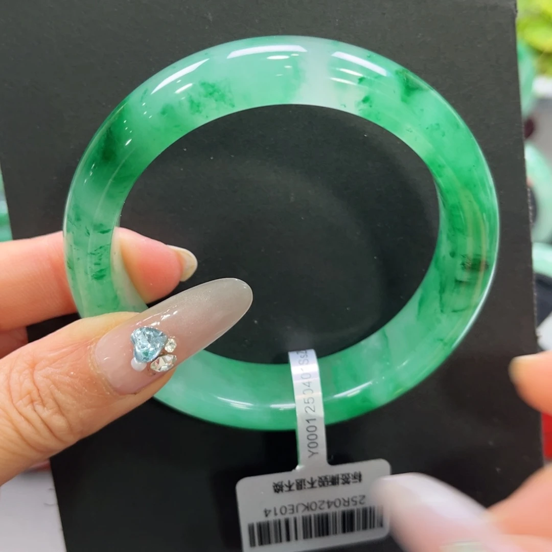 白****石英质玉手镯未镶嵌➕小玥59